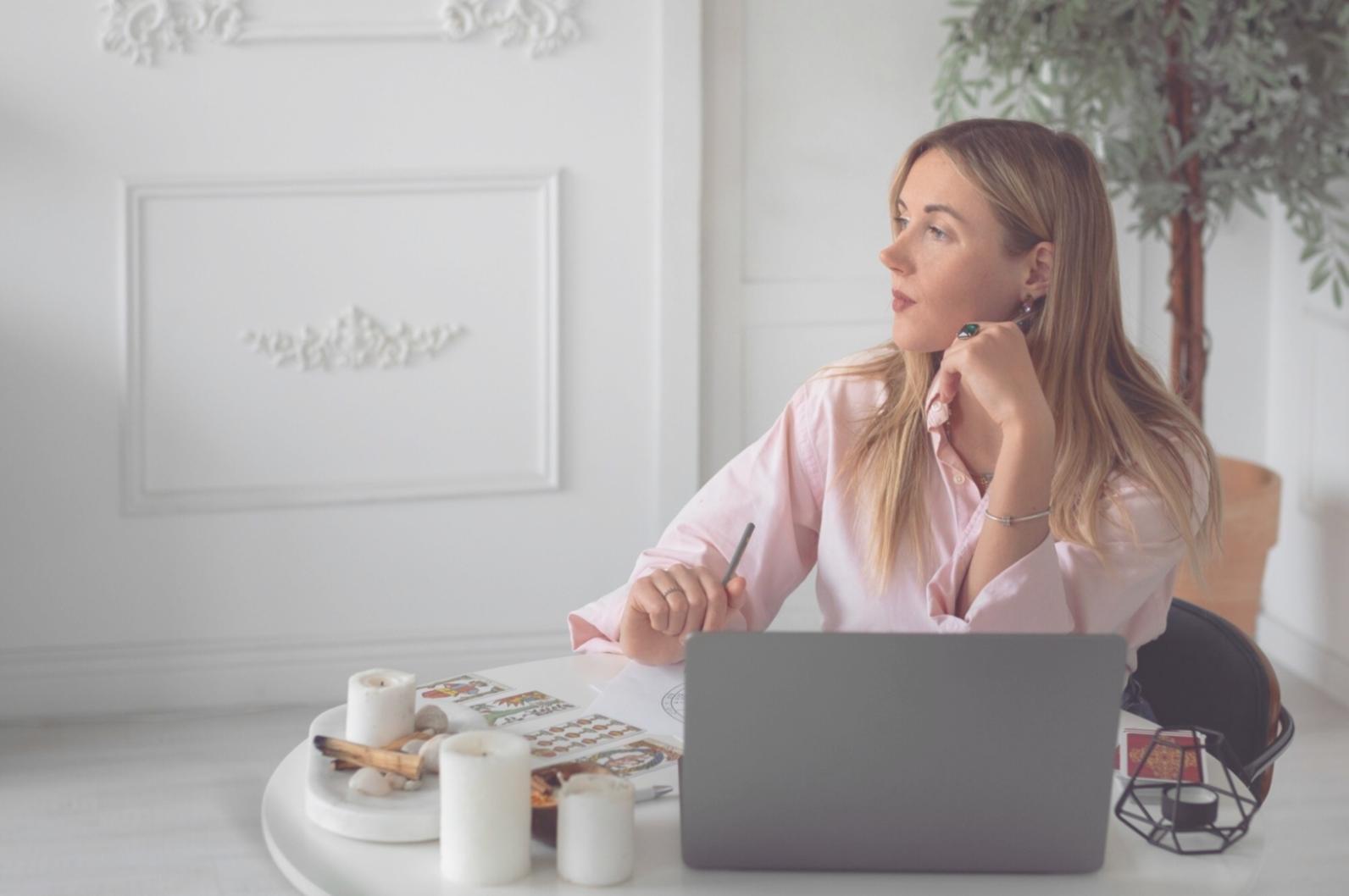 Изучение финансовых отчётов и анализ данных